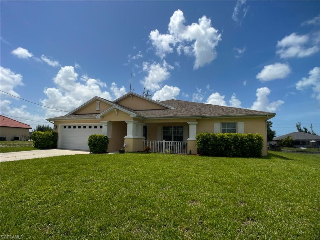 1224 SW 31st TER CAPE CORAL, FL 33914