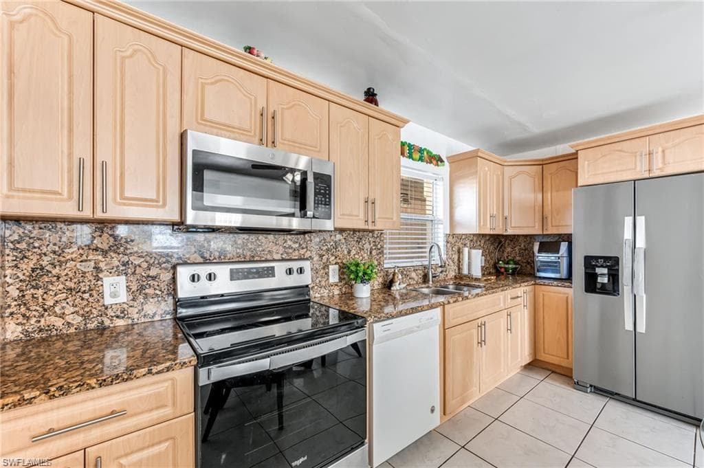 2200 50th ST SW NAPLES, FL 34116