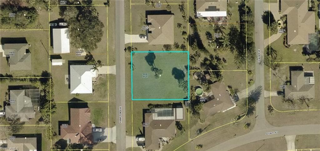 18 Hampton AVE LEHIGH ACRES, FL 33936
