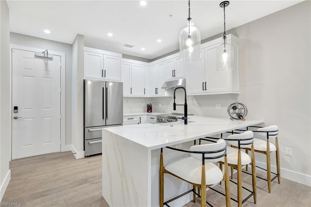 9037 Alturas ST 3705 NAPLES, FL 34113