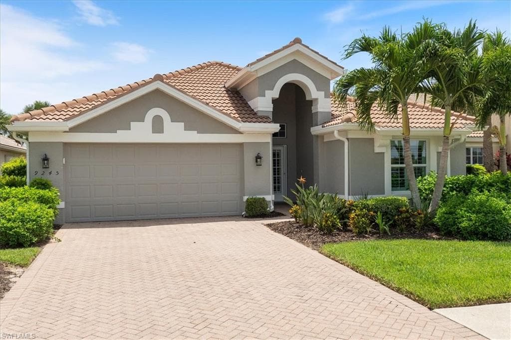 9245 Independence WAY FORT MYERS, FL 33913