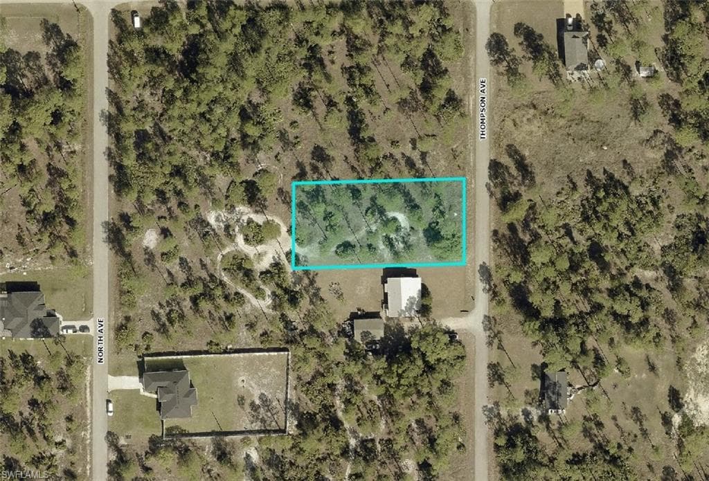 1221 Thompson AVE LEHIGH ACRES, FL 33972
