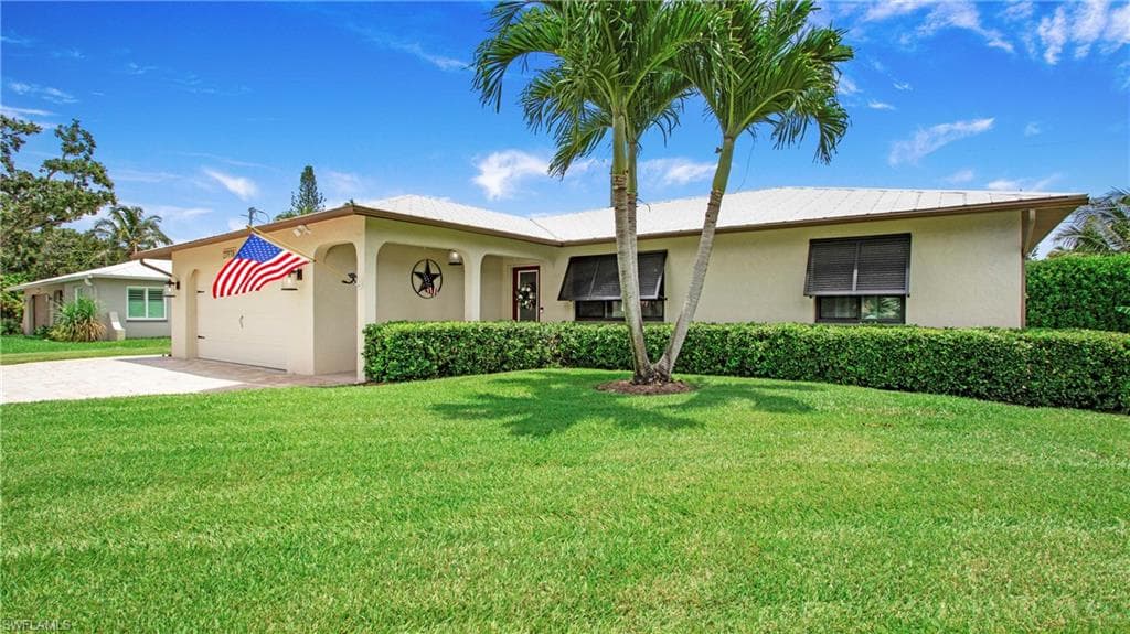 27978 Carl CIR BONITA SPRINGS, FL 34135