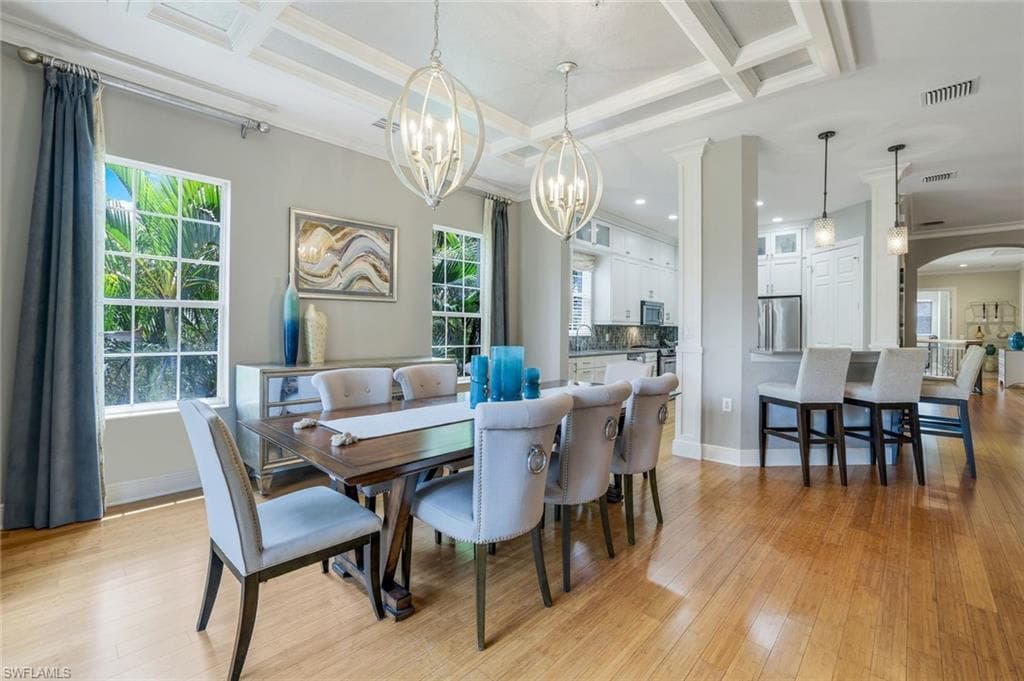 9053 Cascada WAY 202 NAPLES, FL 34114