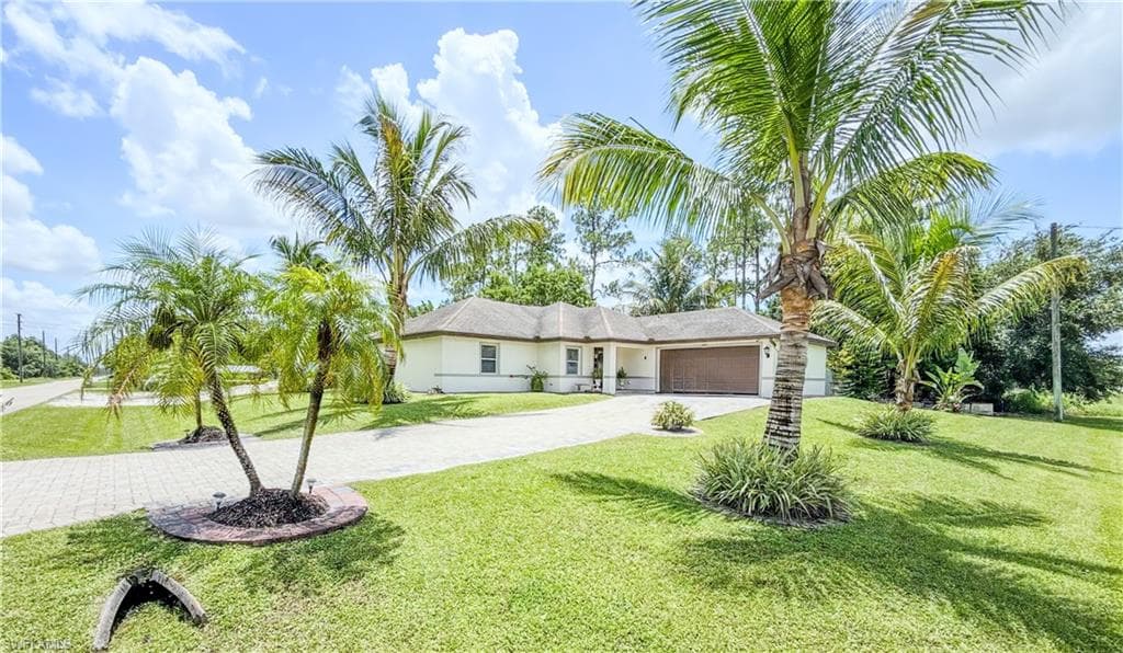 1700 E 15th ST LEHIGH ACRES, FL 33972