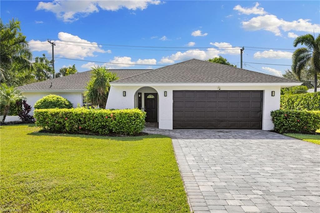 134 Palm River BLVD NAPLES, FL 34110