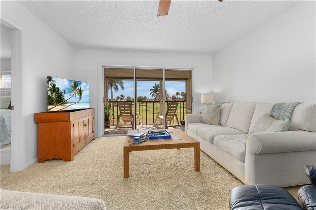 21 High Point CIR E 206 NAPLES, FL 34103