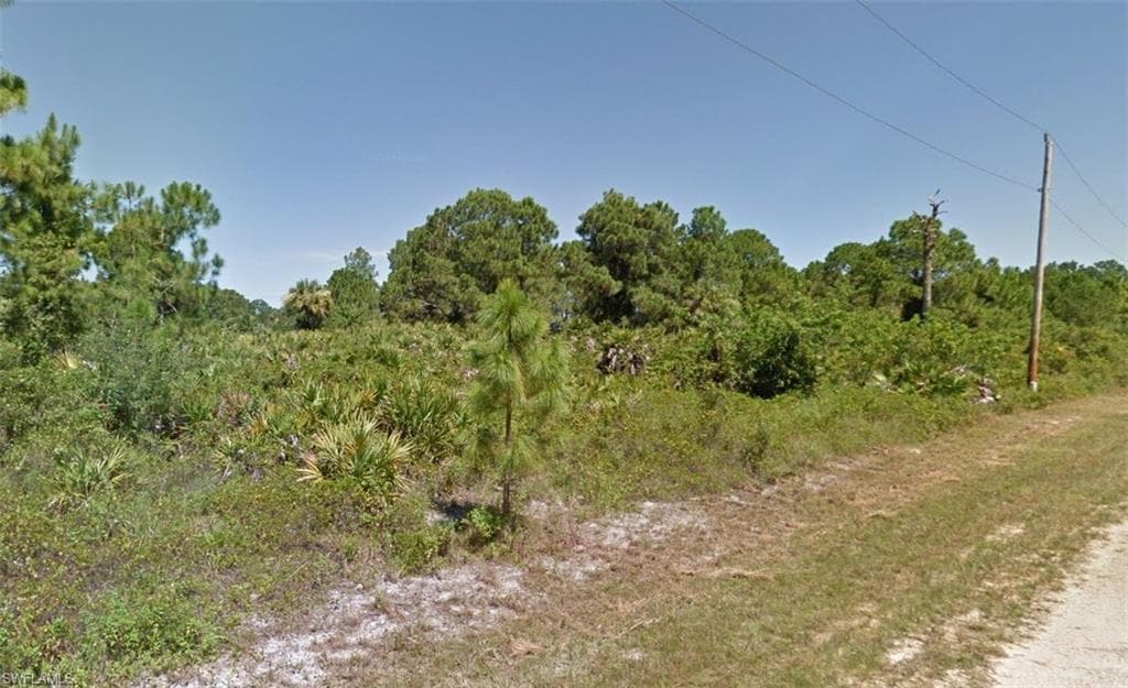 636 Locust AVE S LEHIGH ACRES, FL 33974