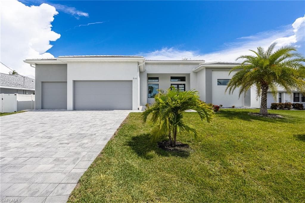 2122 Coral Point DR CAPE CORAL, FL 33990