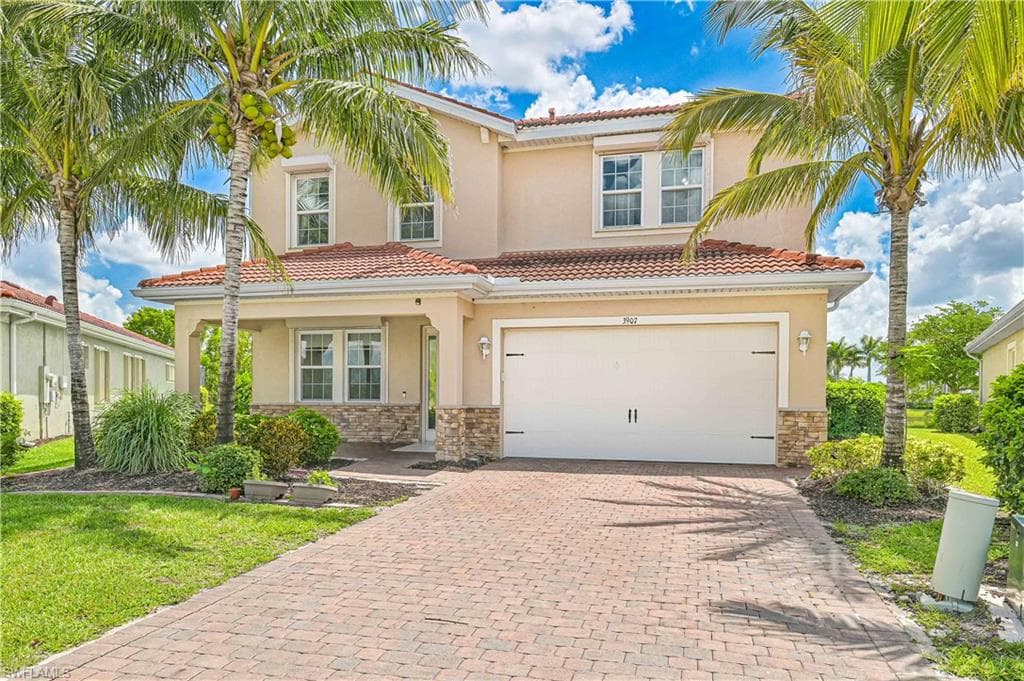 3907 King Williams ST FORT MYERS, FL 33916