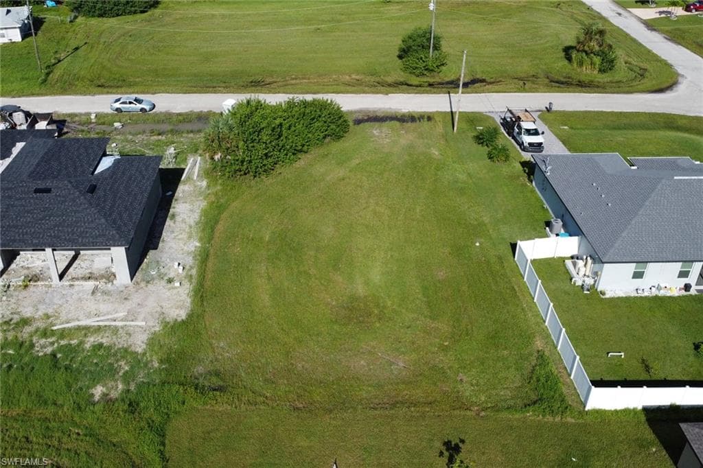 227 NW 28th CT CAPE CORAL, FL 33993
