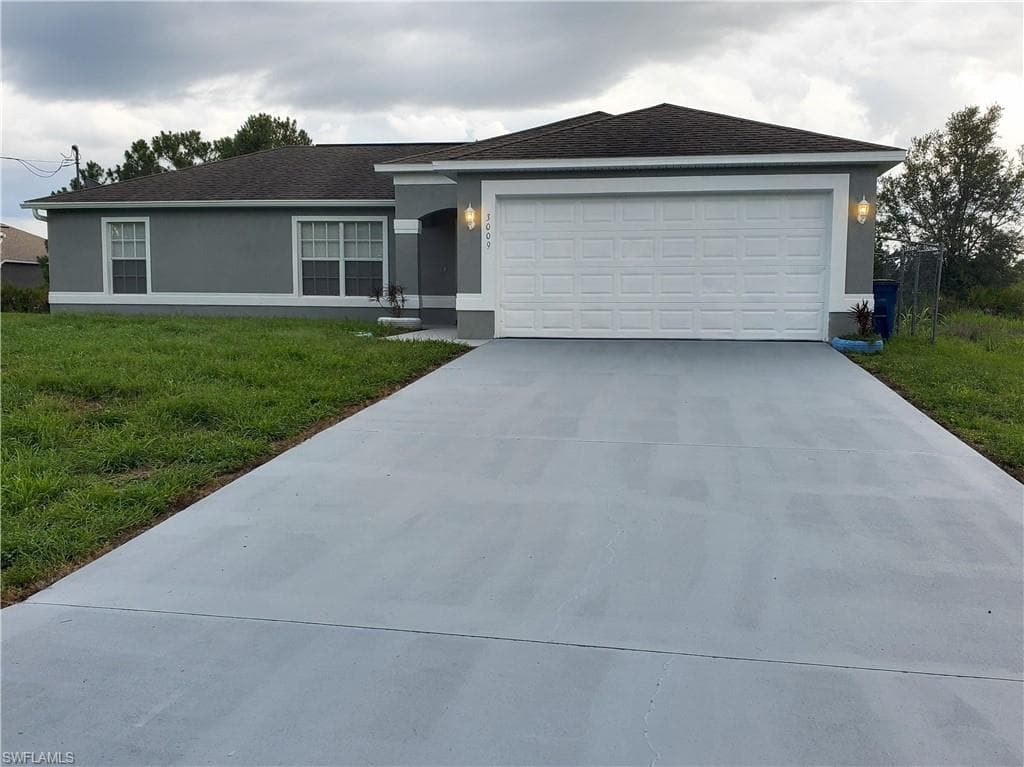 3009 44th ST W LEHIGH ACRES, FL 33971