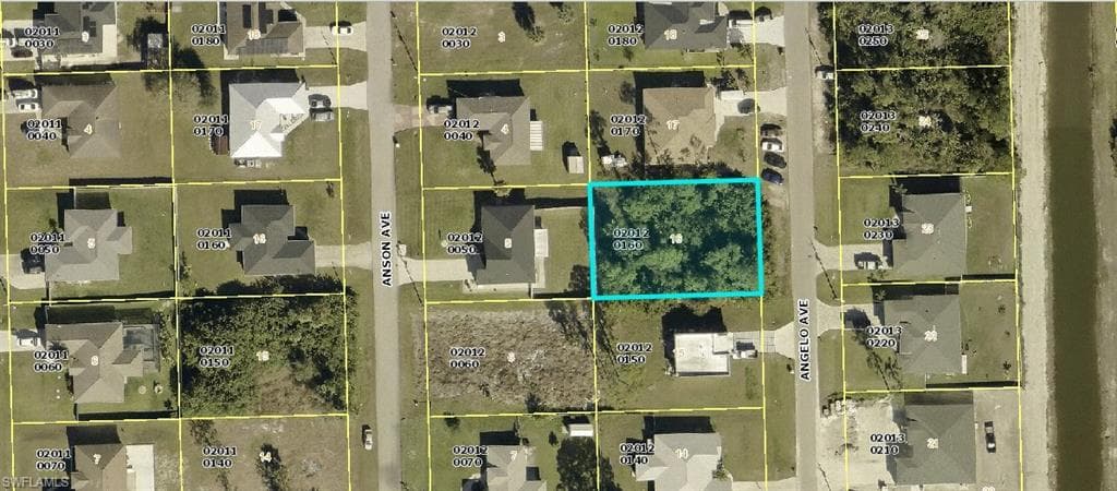 1015 Angelo AVE LEHIGH ACRES, FL 33971