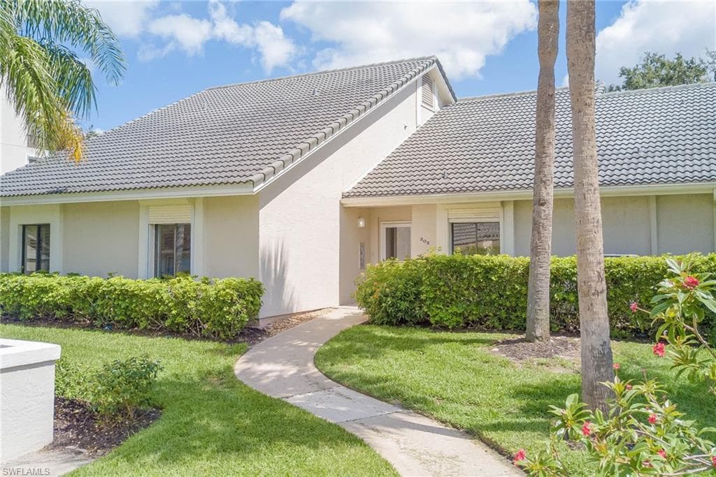 303 Arbor Lake DR 3-102 NAPLES, FL 34110