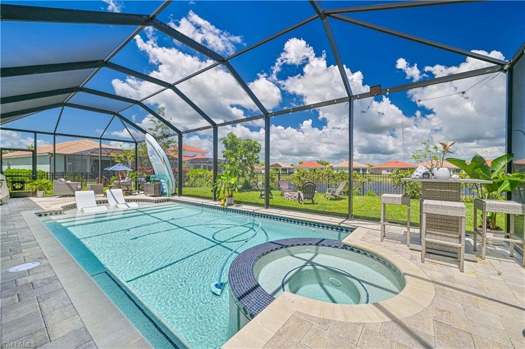 2833 Royal Gardens AVE FORT MYERS, FL 33916