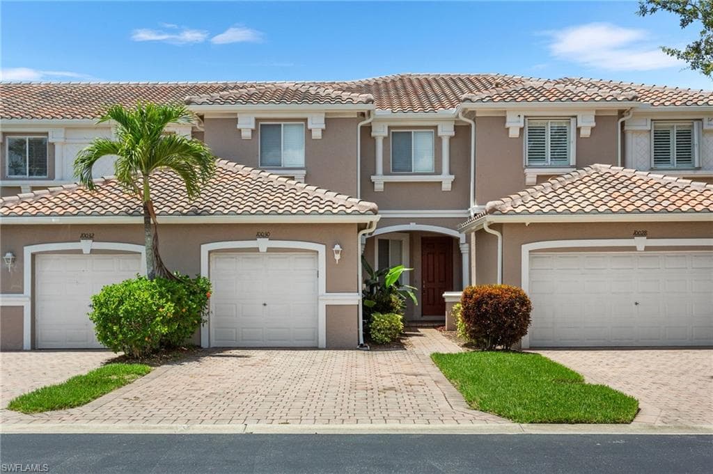 10030 Chiana CIR FORT MYERS, FL 33905