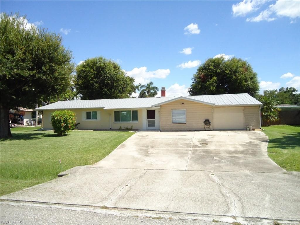 132 Coral DR FORT MYERS, FL 33905