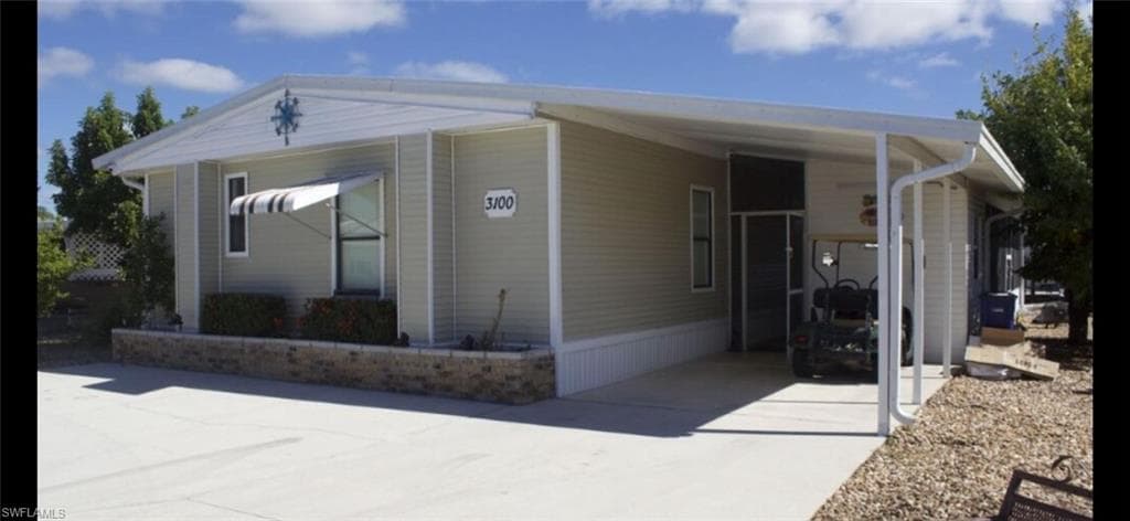 3100 BOWSPRIT LN ST. JAMES CITY, FL 33956