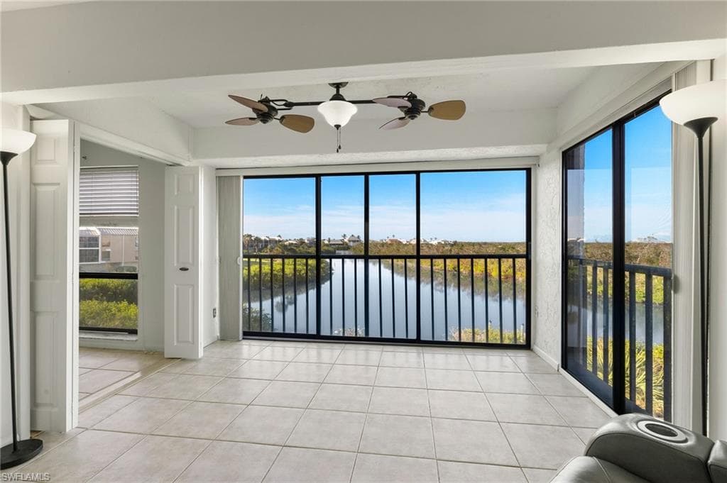 21420 Bay Village DR 211 FORT MYERS BEACH, FL 33931