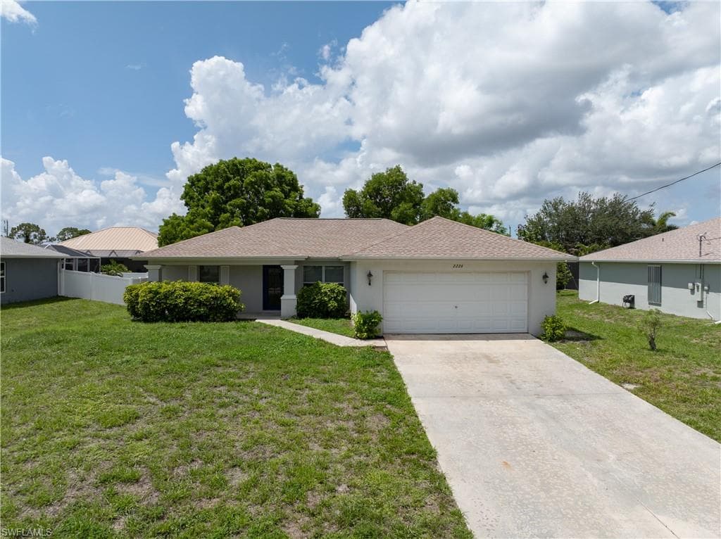 2226 NE 34th TER CAPE CORAL, FL 33909