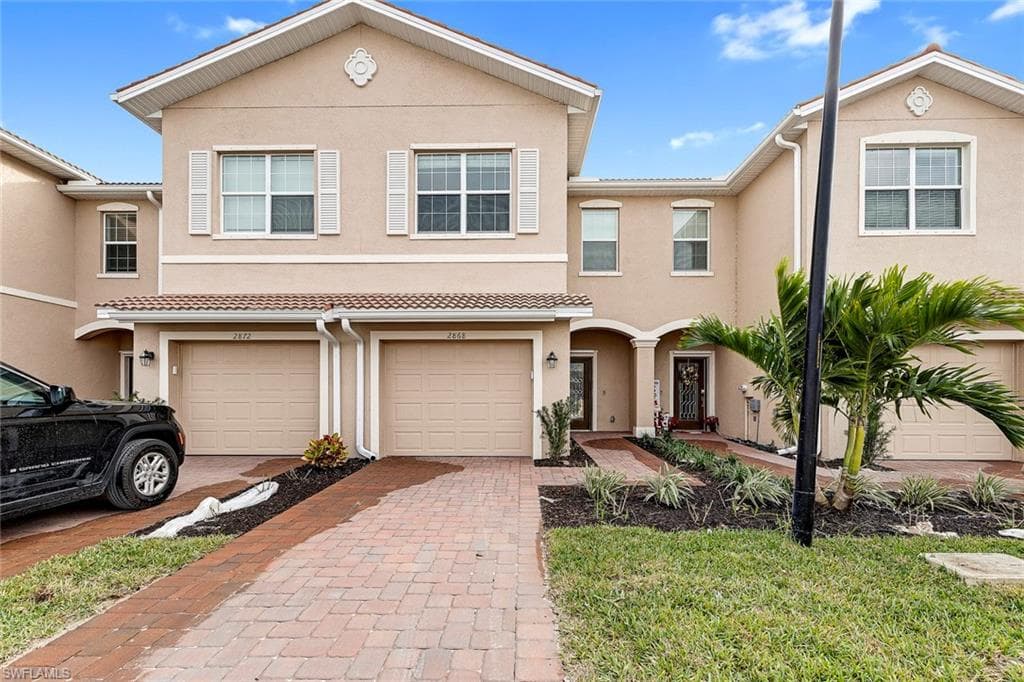 2929 Tardiff DR NAPLES, FL 34120