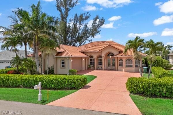 172 SE 23rd ST CAPE CORAL, FL 33990