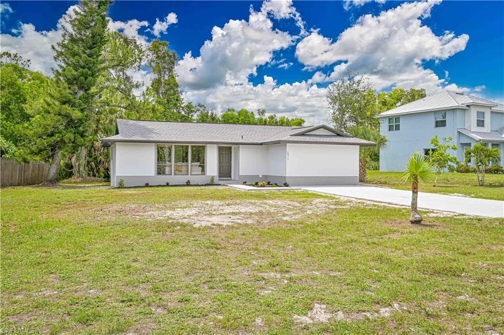 18515 Spruce DR W FORT MYERS, FL 33967