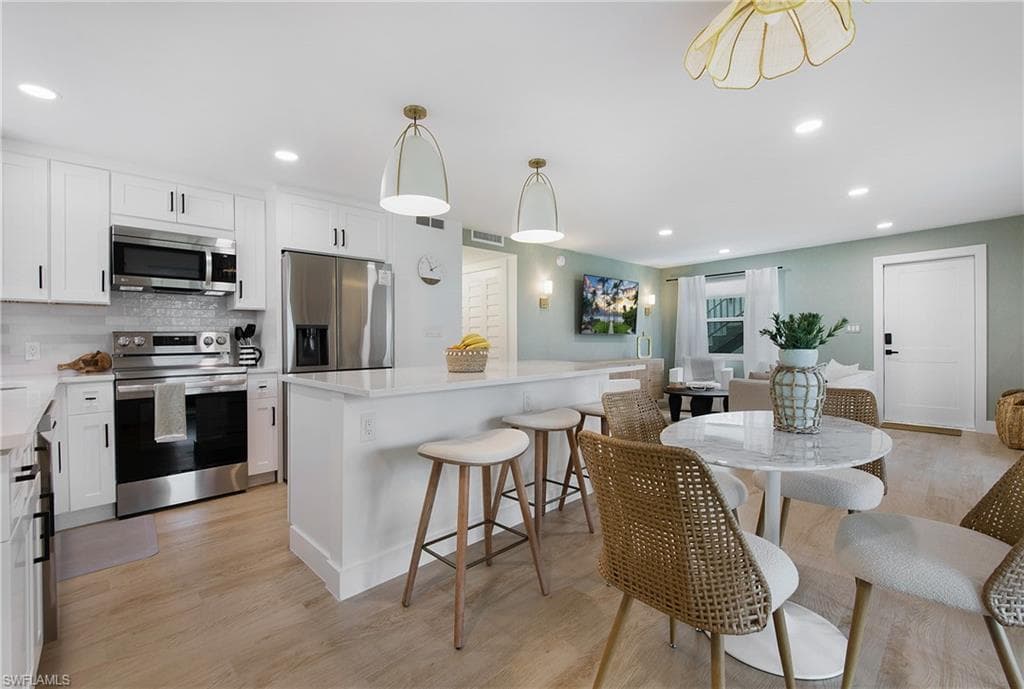 1549 Sandpiper ST 79 NAPLES, FL 34102