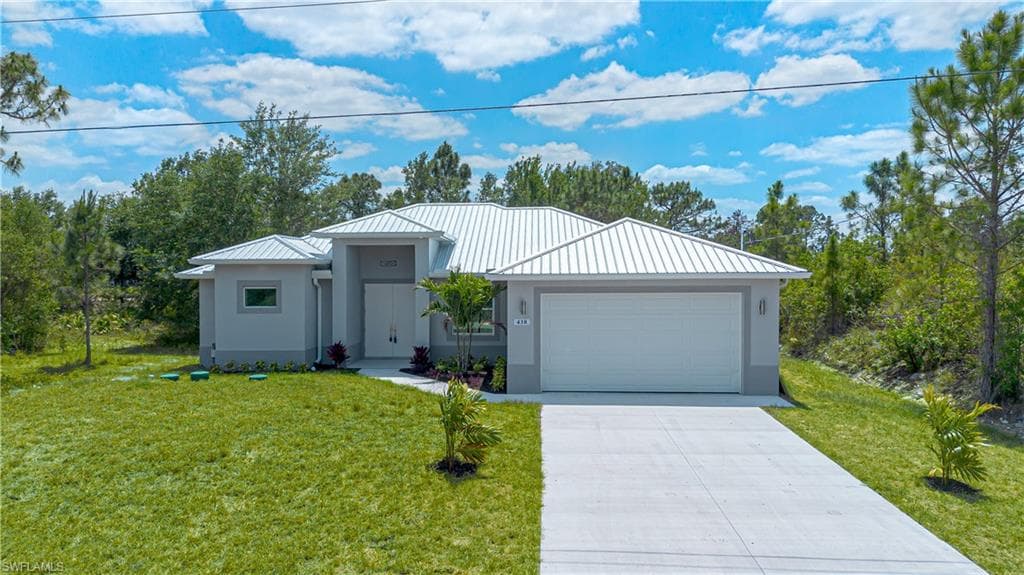 438 Raymer ST LEHIGH ACRES, FL 33974