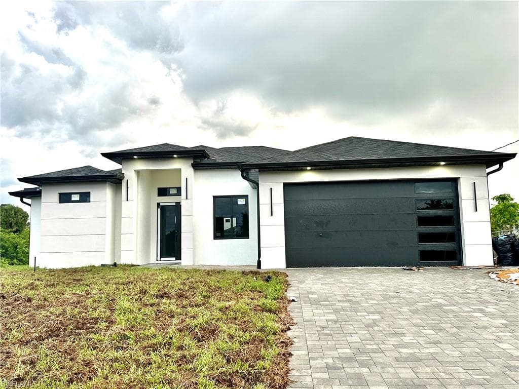 3201 2nd ST SW LEHIGH ACRES, FL 33976