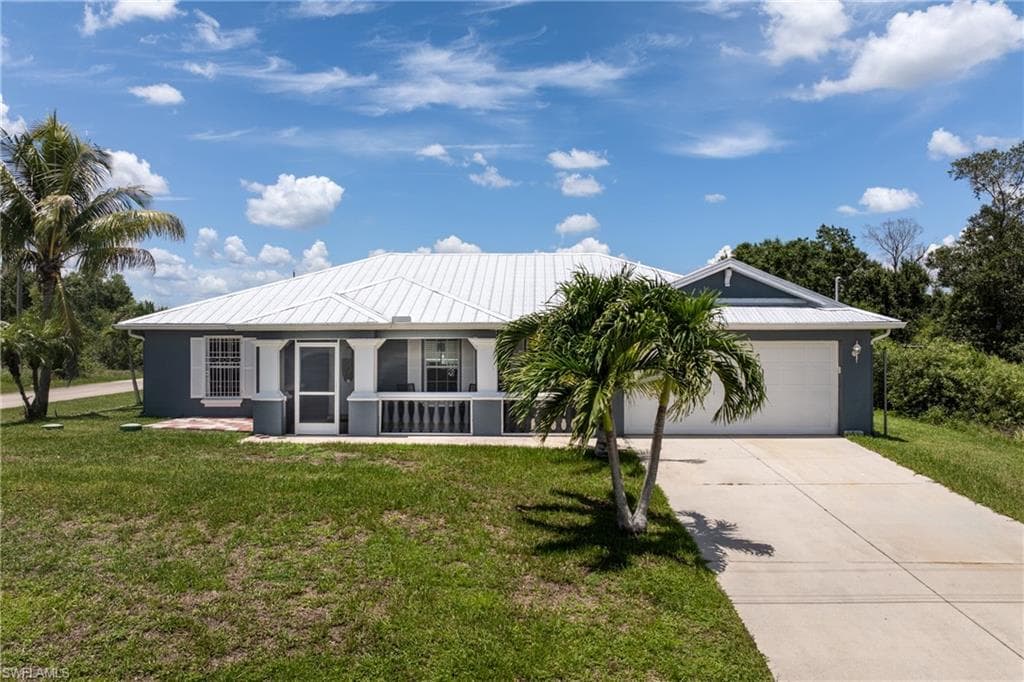 2044 Wanda AVE N LEHIGH ACRES, FL 33971