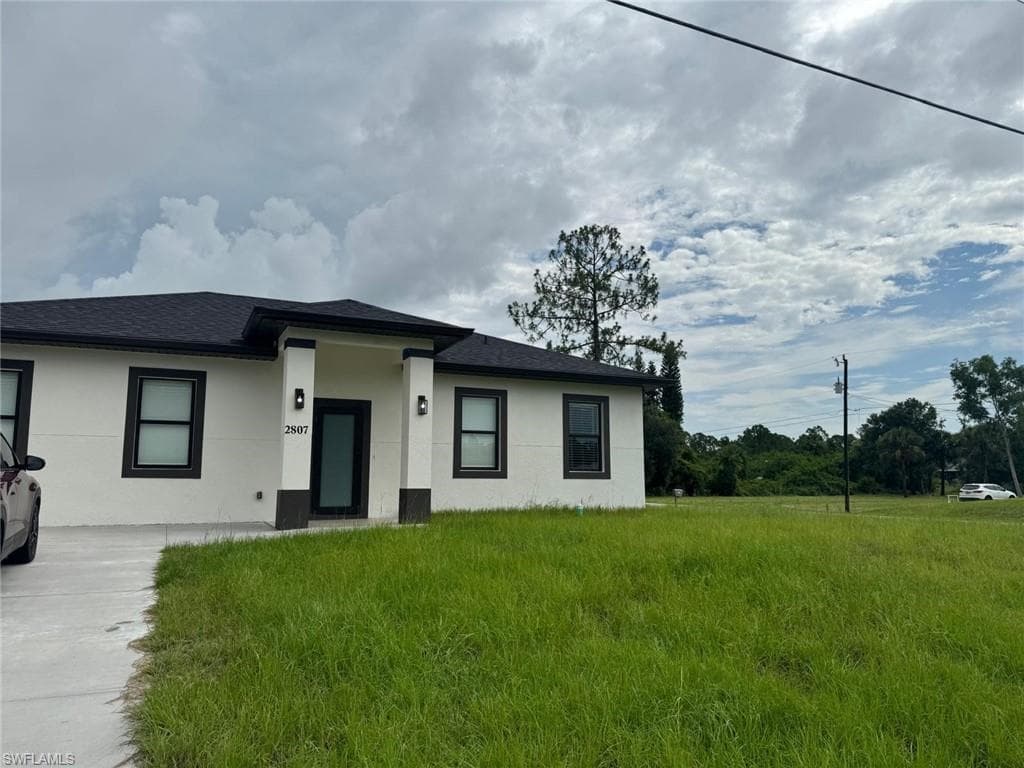 2807 Leeland Heights BLVD A LEHIGH ACRES, FL 33936