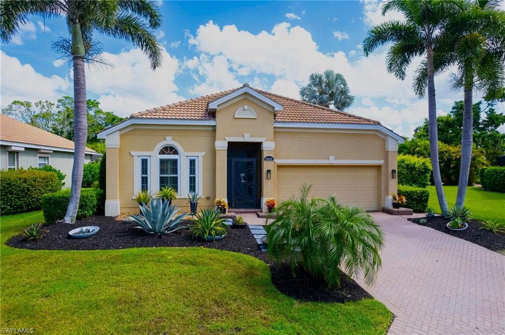 8698 Colony Trace DR FORT MYERS, FL 33908