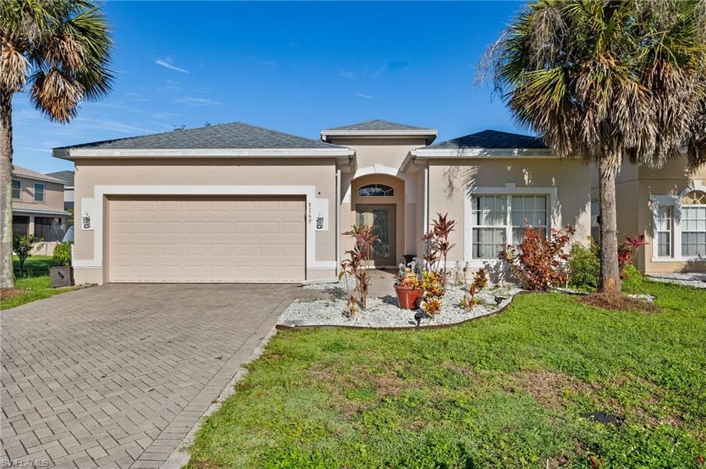 8169 Silver Birch WAY LEHIGH ACRES, FL 33971