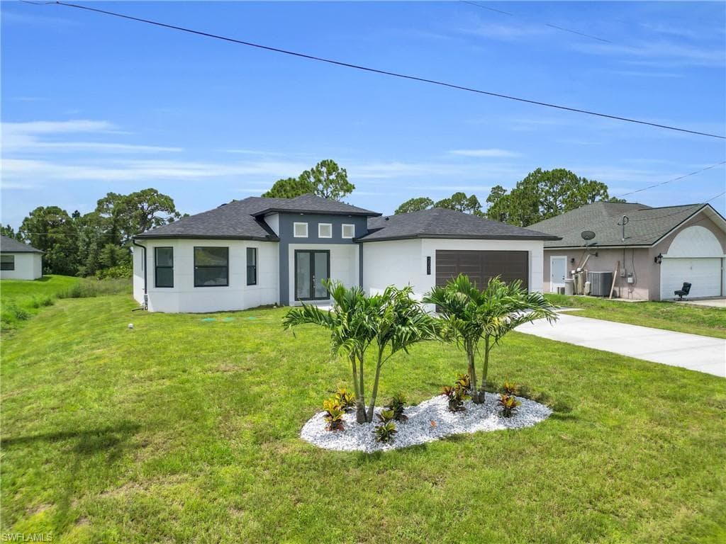2505 40TH ST SW LEHIGH ACRES, FL 33976