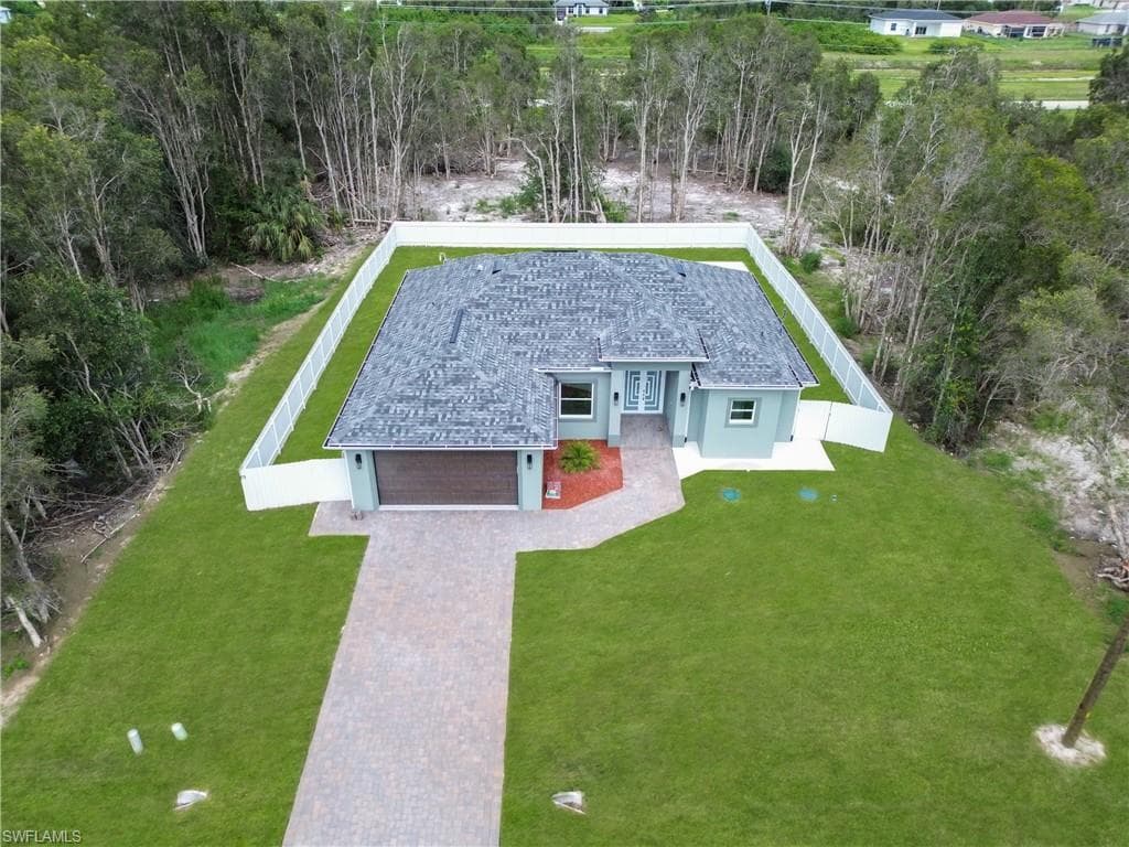 4205 Nora AVE S LEHIGH ACRES, FL 33976