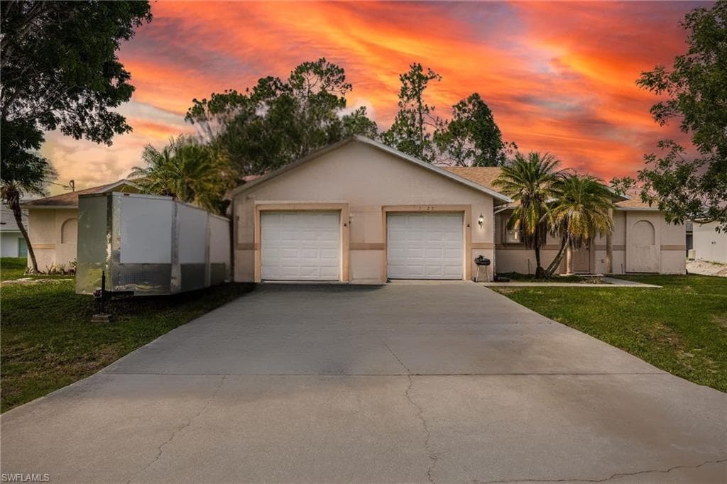 5421/5423 Centennial BLVD LEHIGH ACRES, FL 33971