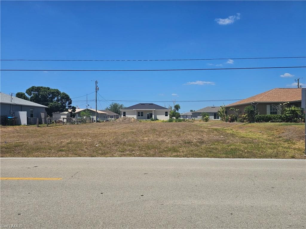2222 24th AVE CAPE CORAL, FL 33909