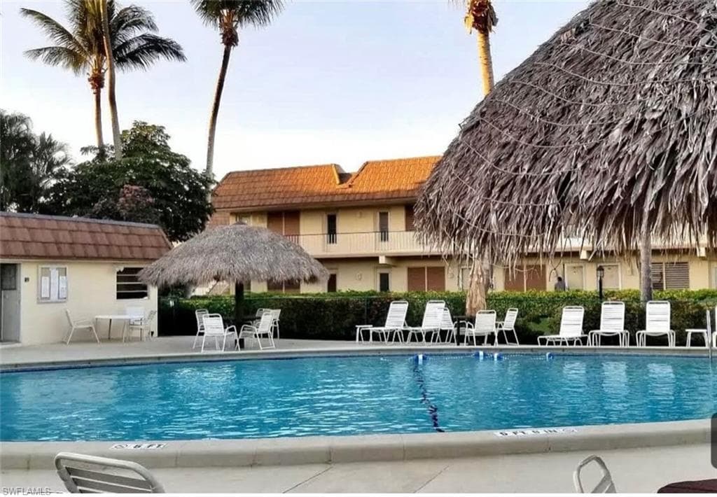 240 Collier BLVD A3 MARCO ISLAND, FL 34145