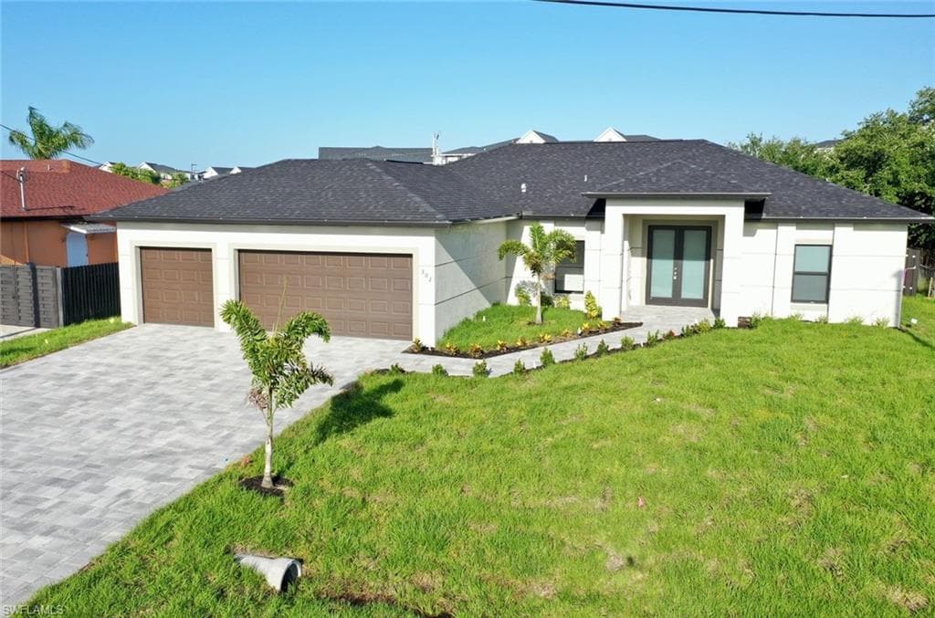 607 NW 8TH TER CAPE CORAL, FL 33993