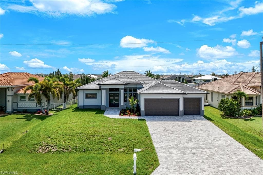 1613 NW 39th AVE CAPE CORAL, FL 33993