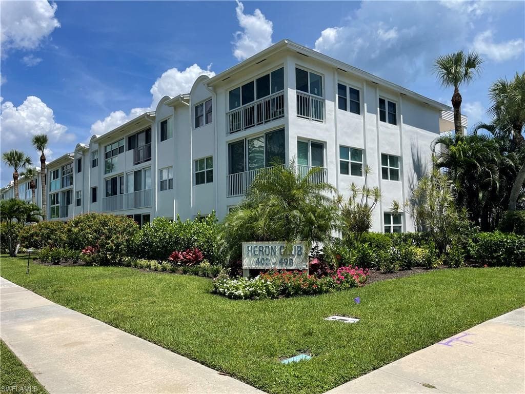 440 Broad AVE S H440 NAPLES, FL 34102