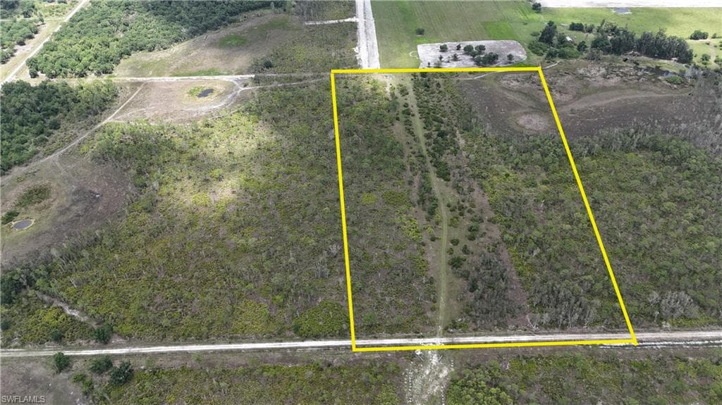 21061 Granville RD FORT MYERS, FL 33917