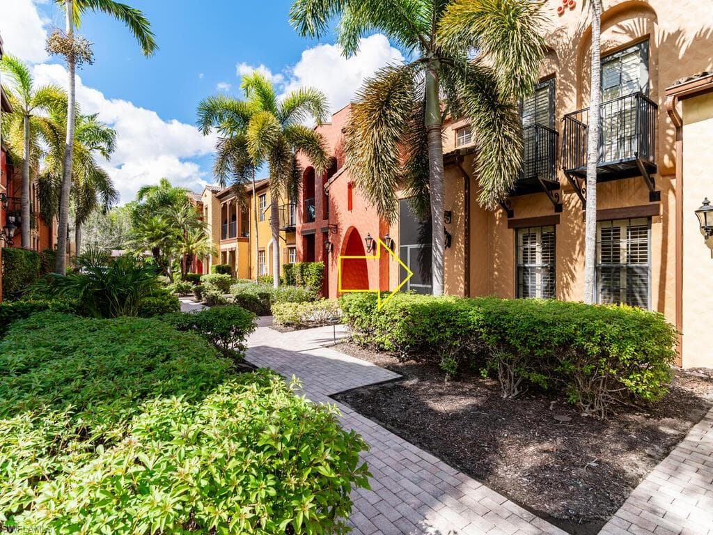 9146 Chula Vista ST 12905 NAPLES, FL 34113