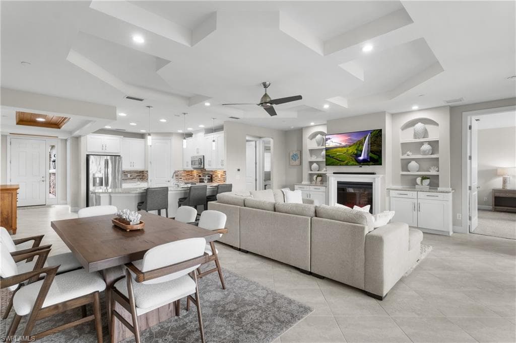 8761 Bellano CT 102 NAPLES, FL 34119