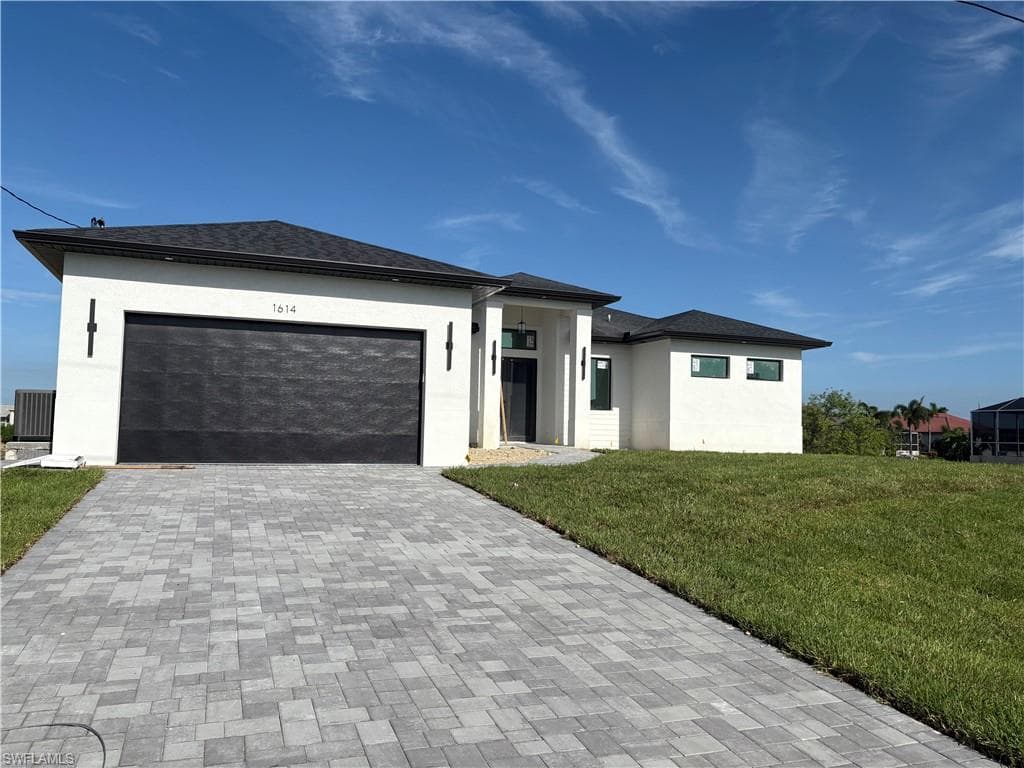 1614 NE 1st PL CAPE CORAL, FL 33909