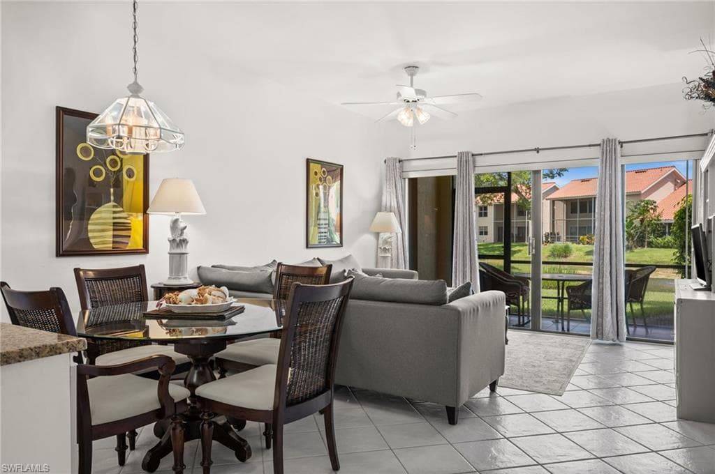 3327 Olympic DR 512 NAPLES, FL 34105
