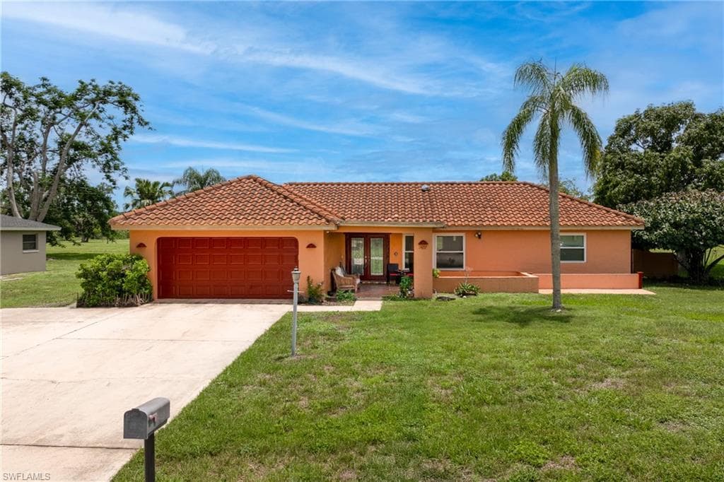 1422 Archer ST LEHIGH ACRES, FL 33936