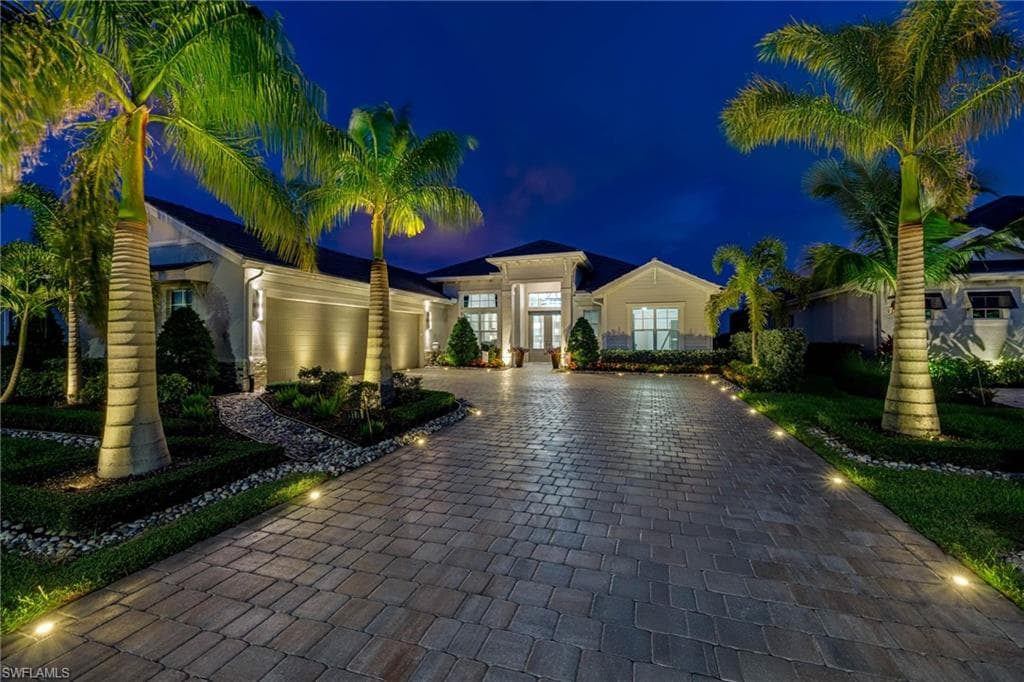 18917 WildBlue BLVD FORT MYERS, FL 33913
