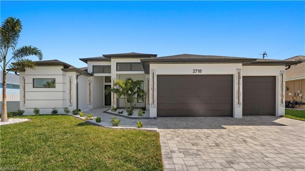 2718 38th ST CAPE CORAL, FL 33914